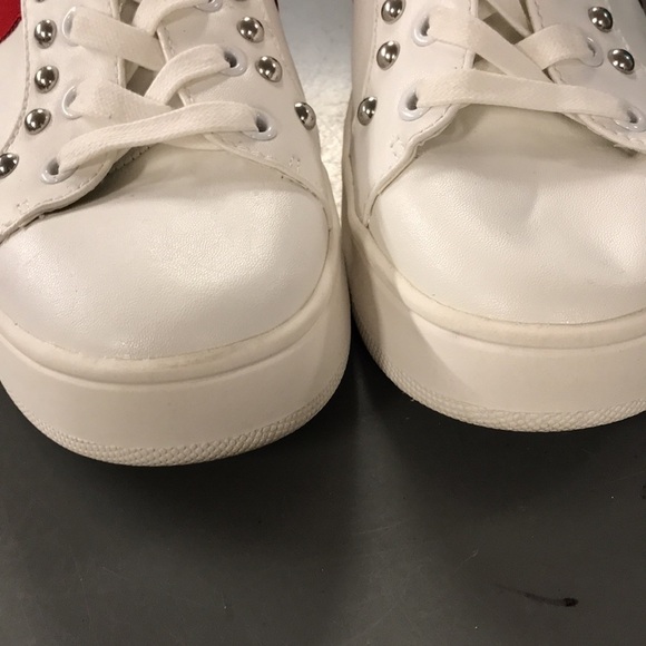 Steve Madden Belle Sneaker - Picture 11 of 11
